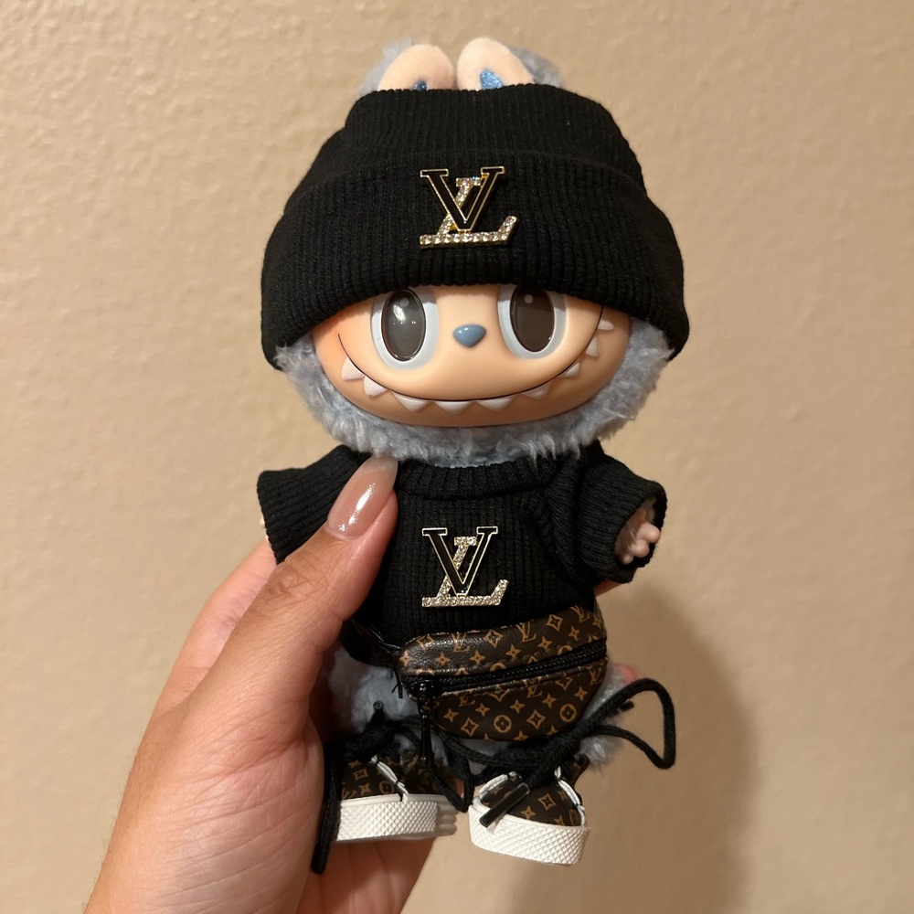 Black Beanie and Sweater Outfit for Dolls like Labubus